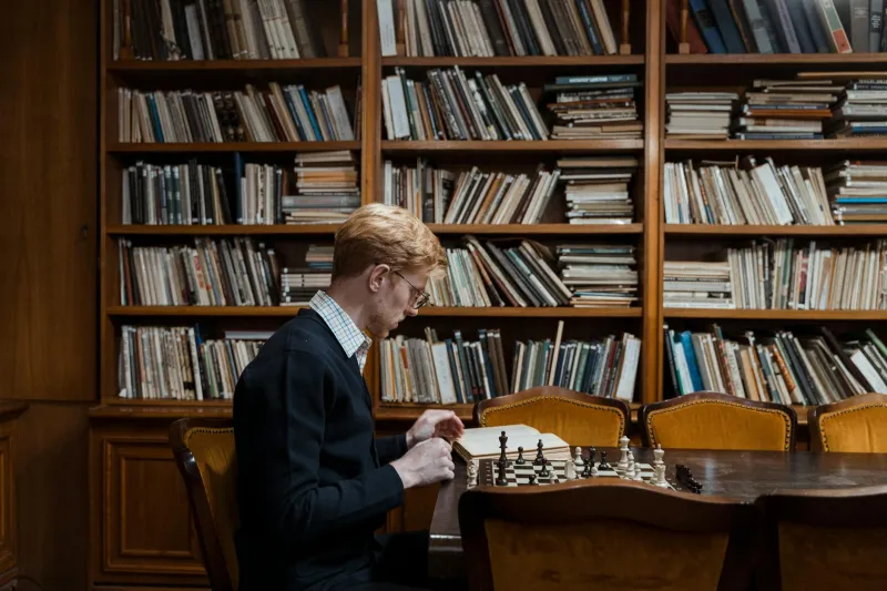 From Dumpster to Sixty-Four Squares: The Autodidact Who Mastered Chess Without Permission