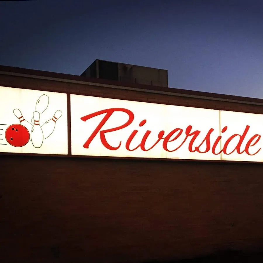 Riverside Lanes